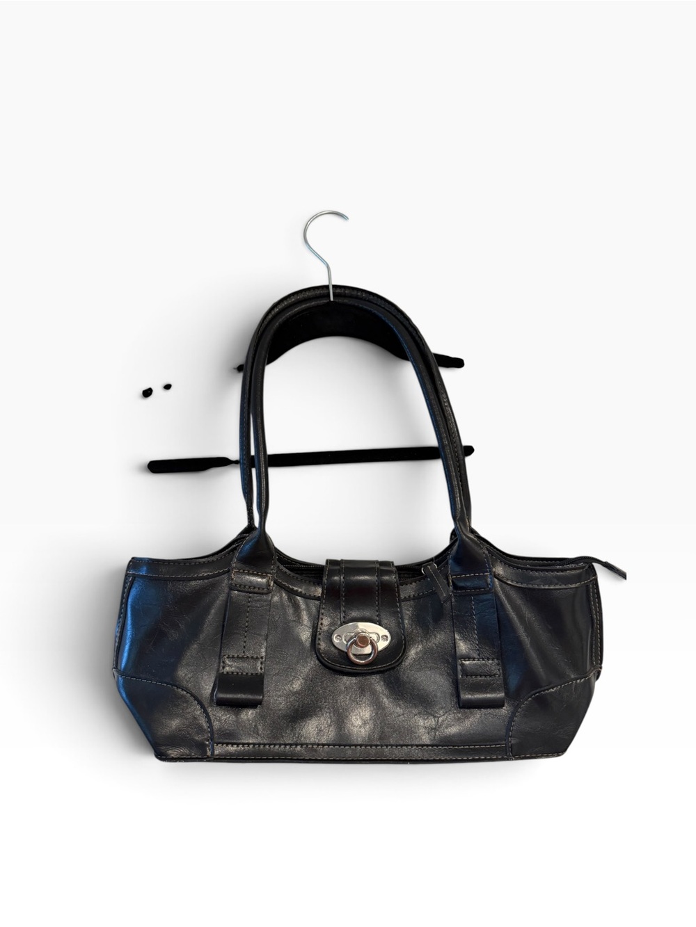 Black Leather Shoulder Bag with Turn-Lock Closure